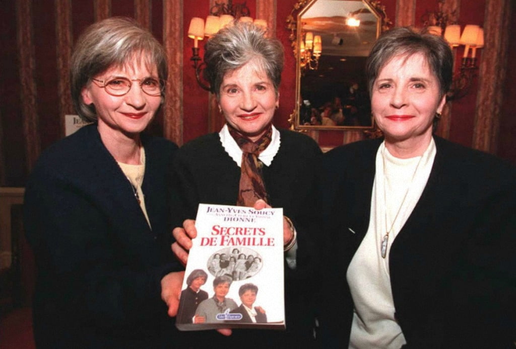  Три сестры: Ивонн, Аннет и Сесиль с автобиографией «Секреты семьи», 2 октября 1995 года.